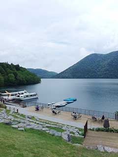 然別湖の様子